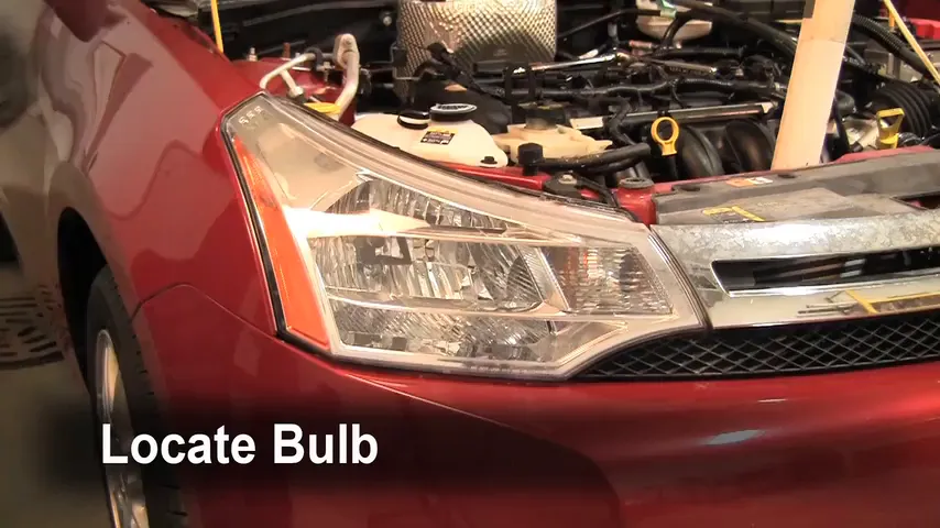 2009 Ford Focus SE 2.0L 4 Cyl. Sedan (4 Door) Lights Turn Signal - Front (replace bulb)